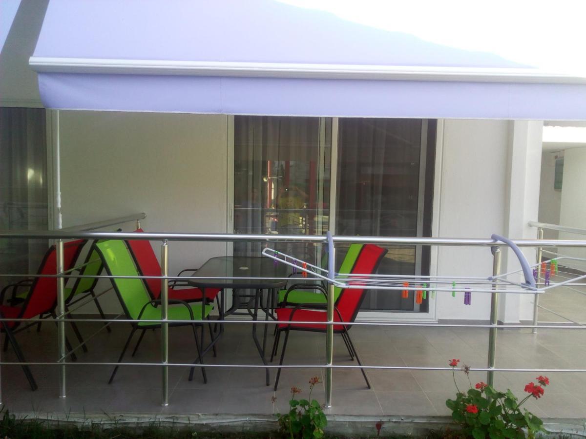 Persefoni & Mezonetes Aparthotel