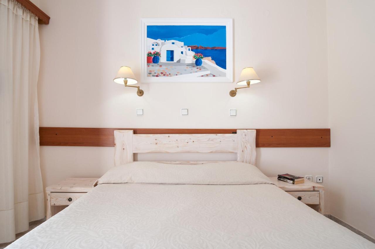 Santorini 2*