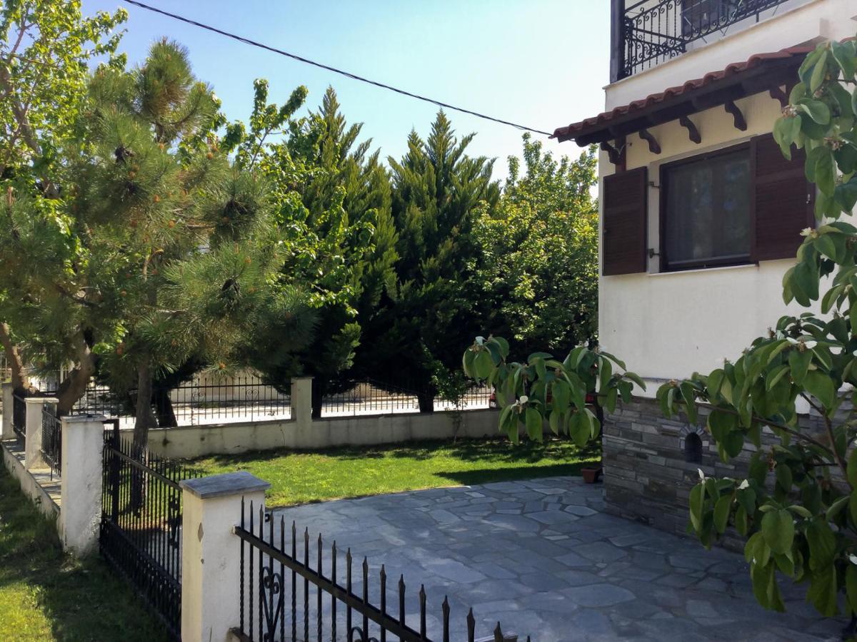Seasidelongo 1 Min From The Of Nikiti (Sithonia)