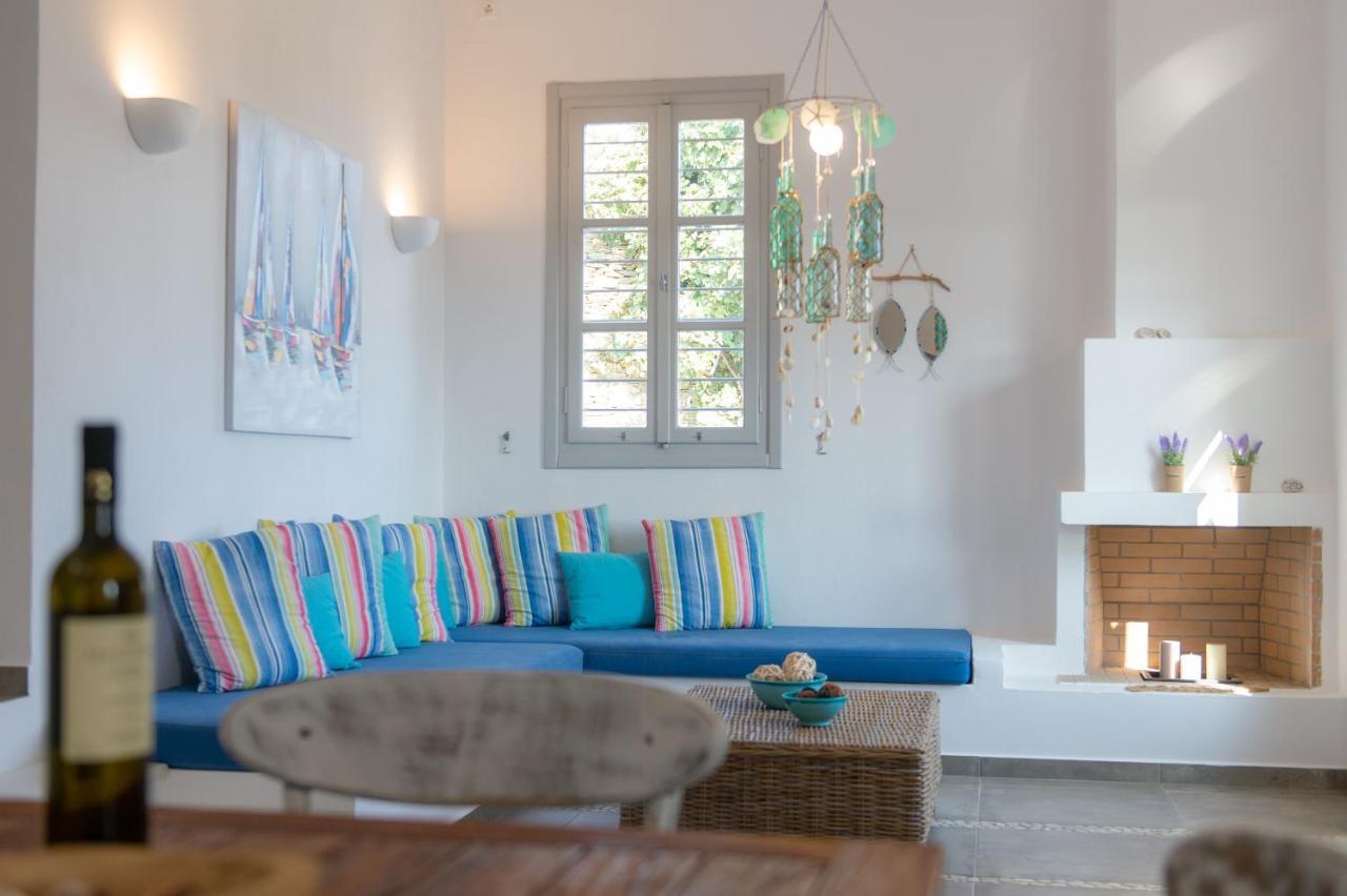 White House * Faros (Sifnos)