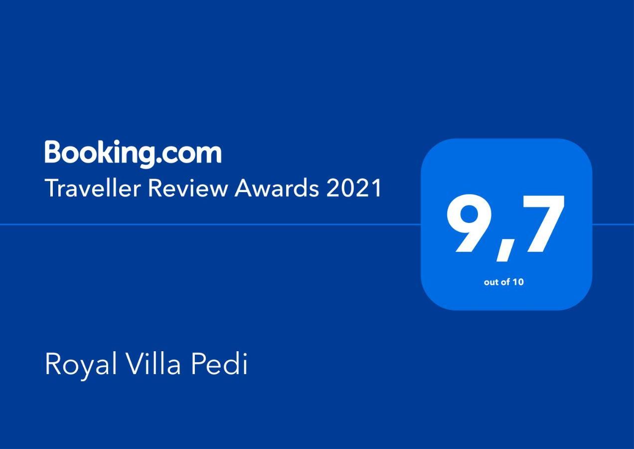 Villa Royal Pedi *