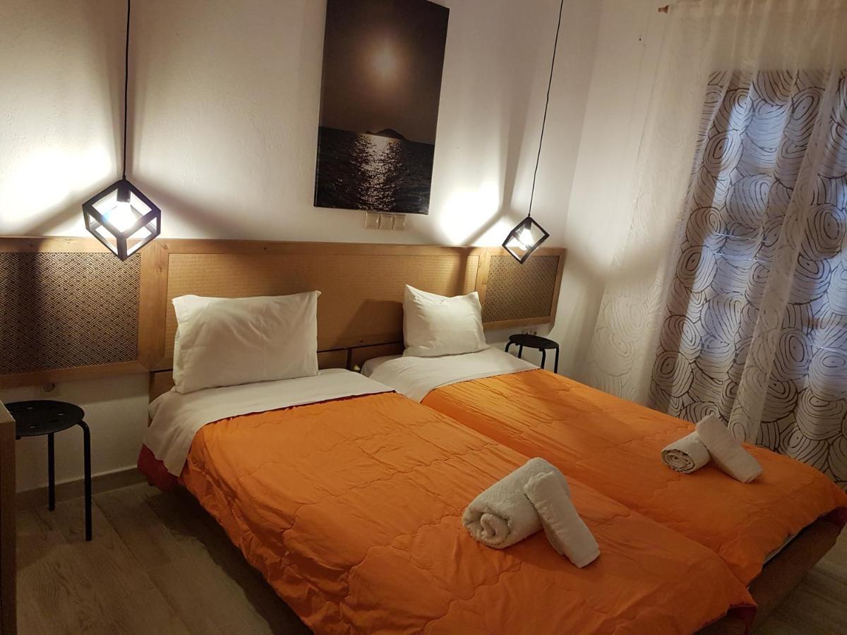 Marina Hotel