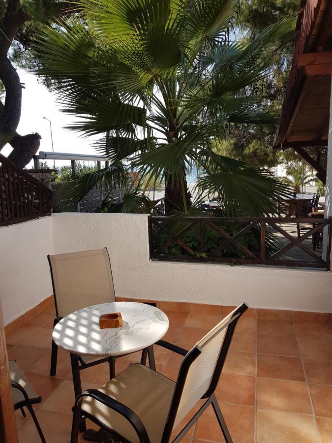 Marina Hotel