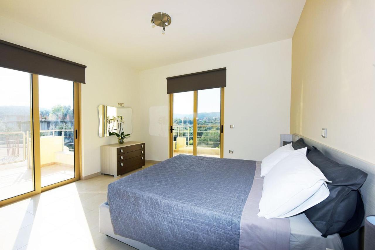 Stelia Luxury Apartment Kalavarda