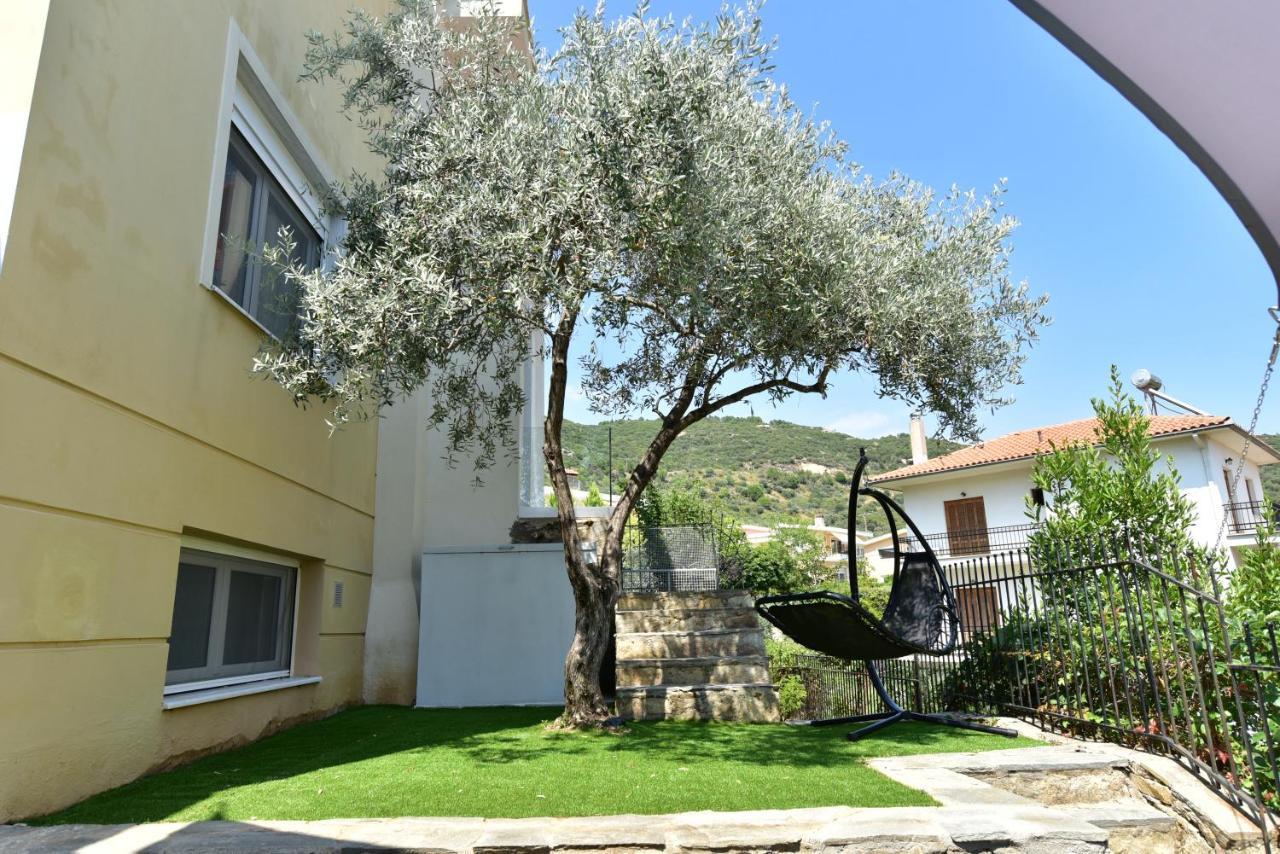 Alpha Delta Pool Apartment *