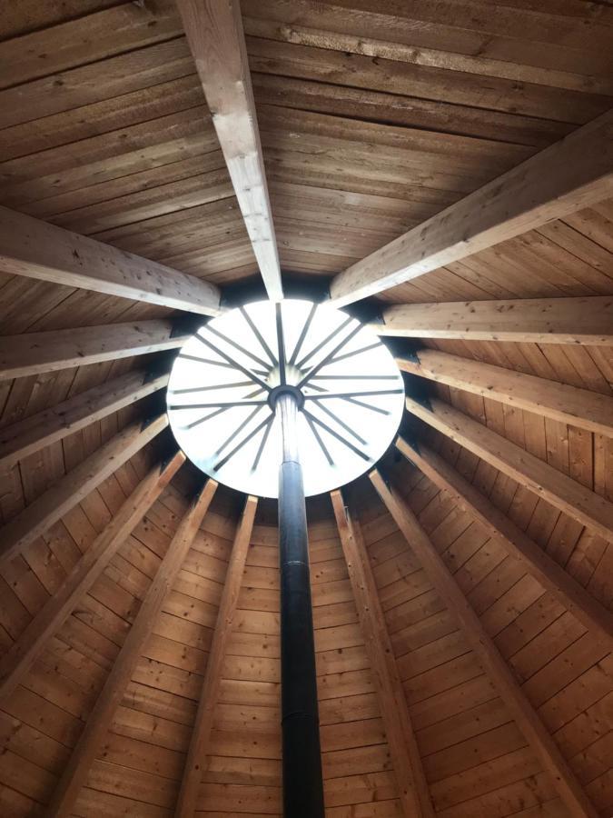 Lodge Theasis-igloo