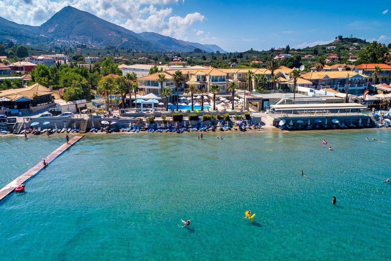 Hotel White Olive Premium Cameo 4*