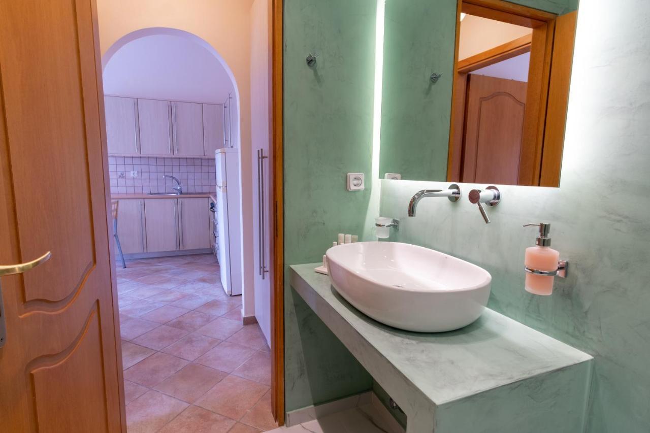 Koralli Apartment *