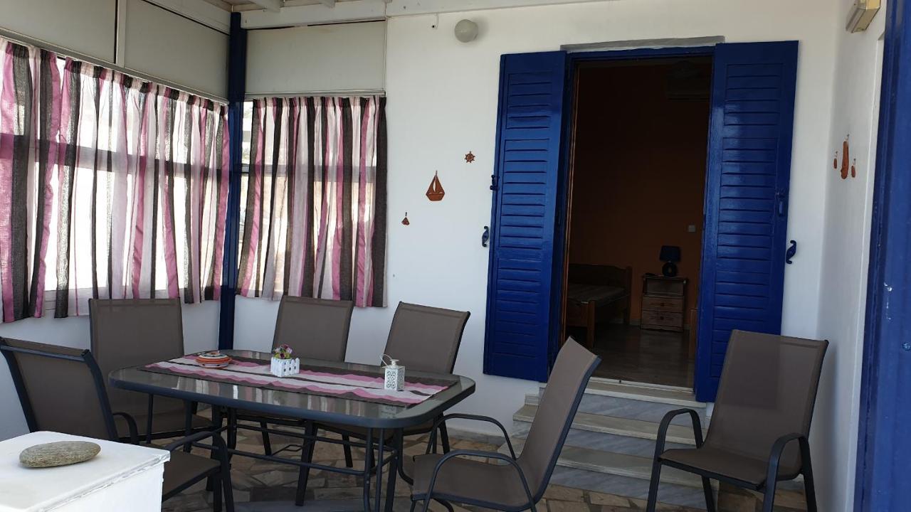 Galazio Kyma * Agios Ioannis (Tinos)