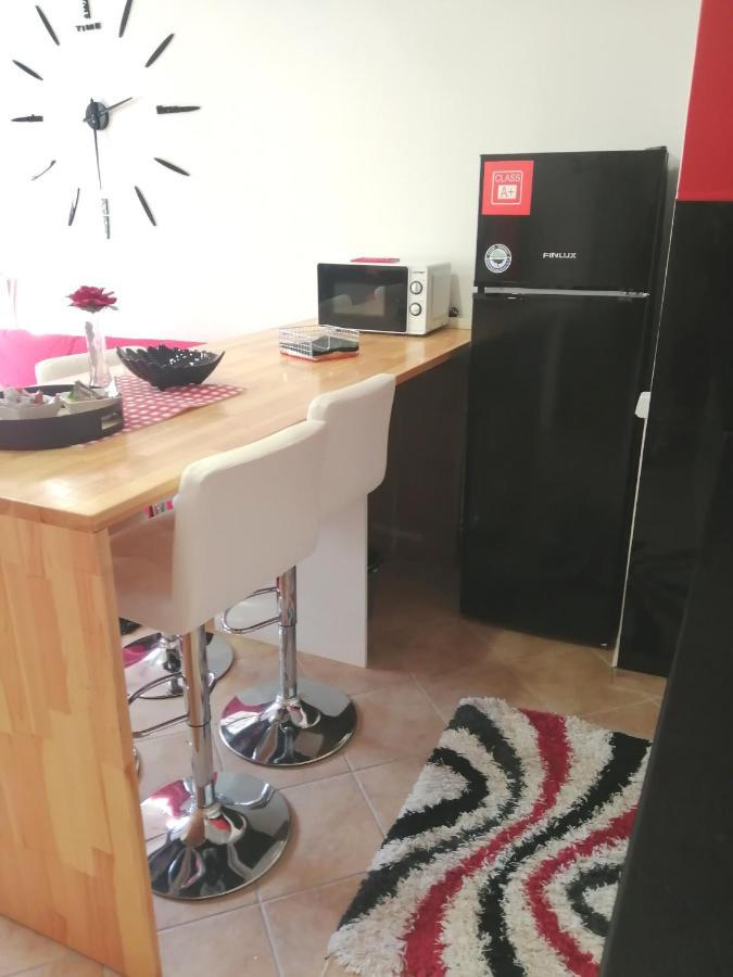 Luxury Seafront House Nearby Delphi Apartment