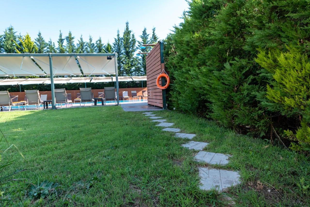 Aparthotel Anilio Plaza