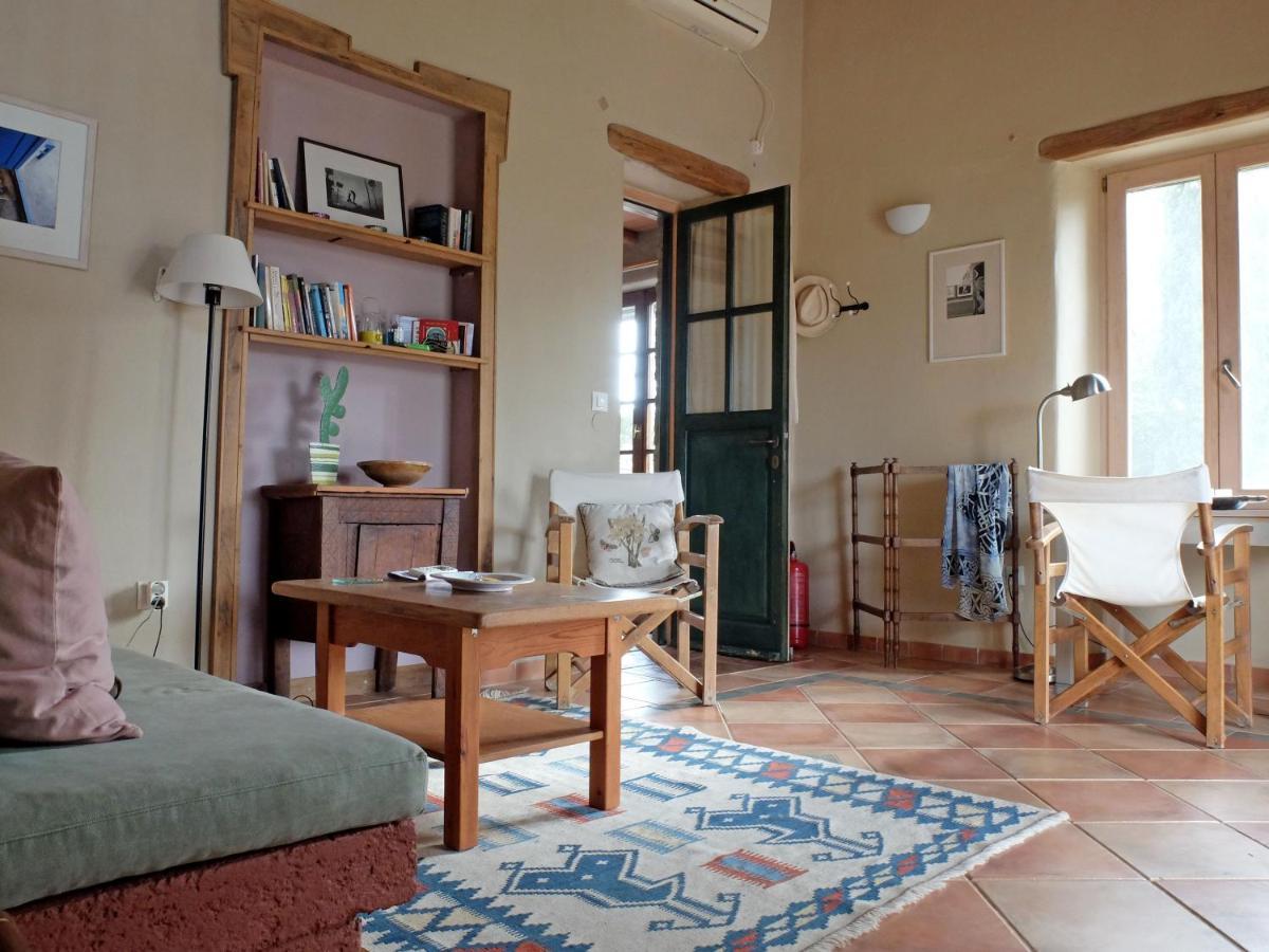 To The Garden Country house Aliki (Paros)