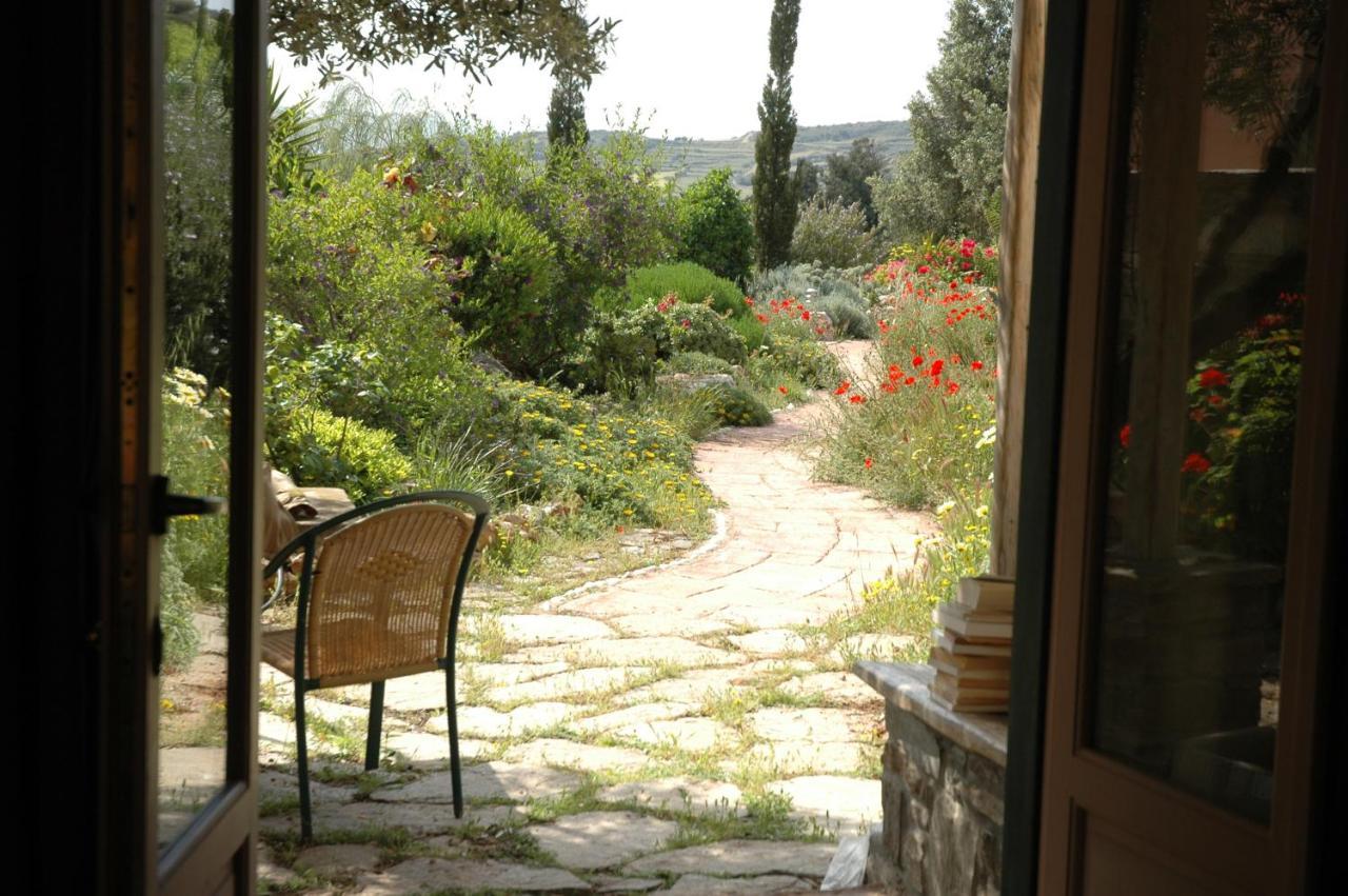 To The Garden Aliki (Paros)