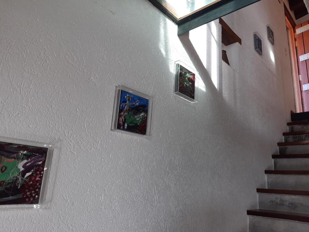 Red Art Maisonette Holiday home
