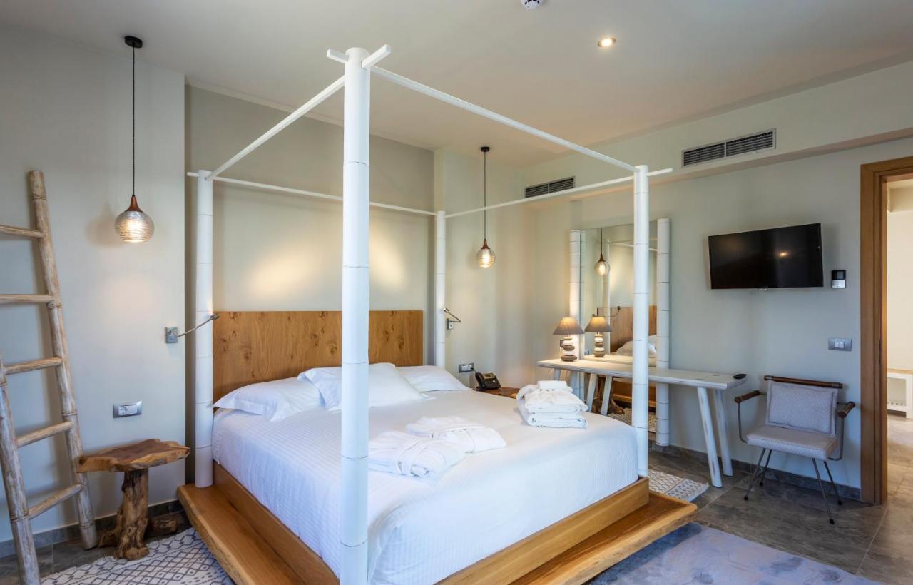 Elysian Luxury And Kalamata