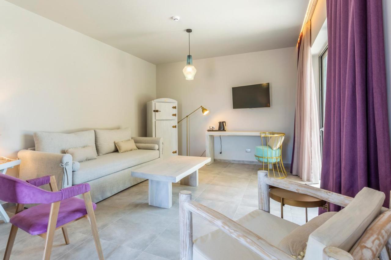 Elysian Luxury And 5* Kalamata