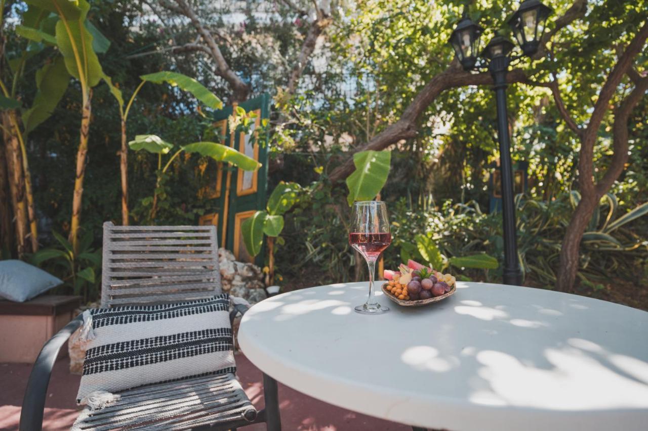 Aparthotel Dionyssos Village Kato Daratso