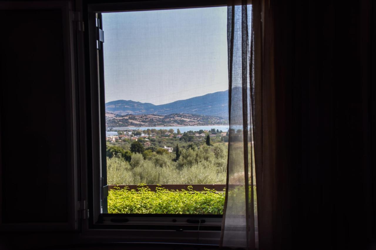 Athina Apartment *