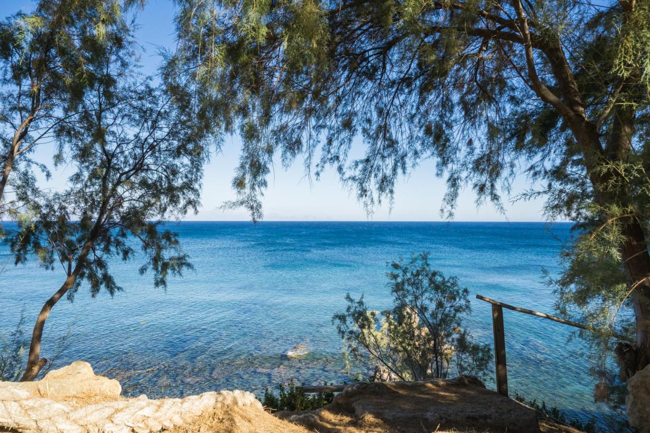 Seafront With Direct Access * Koroni (Messinia)