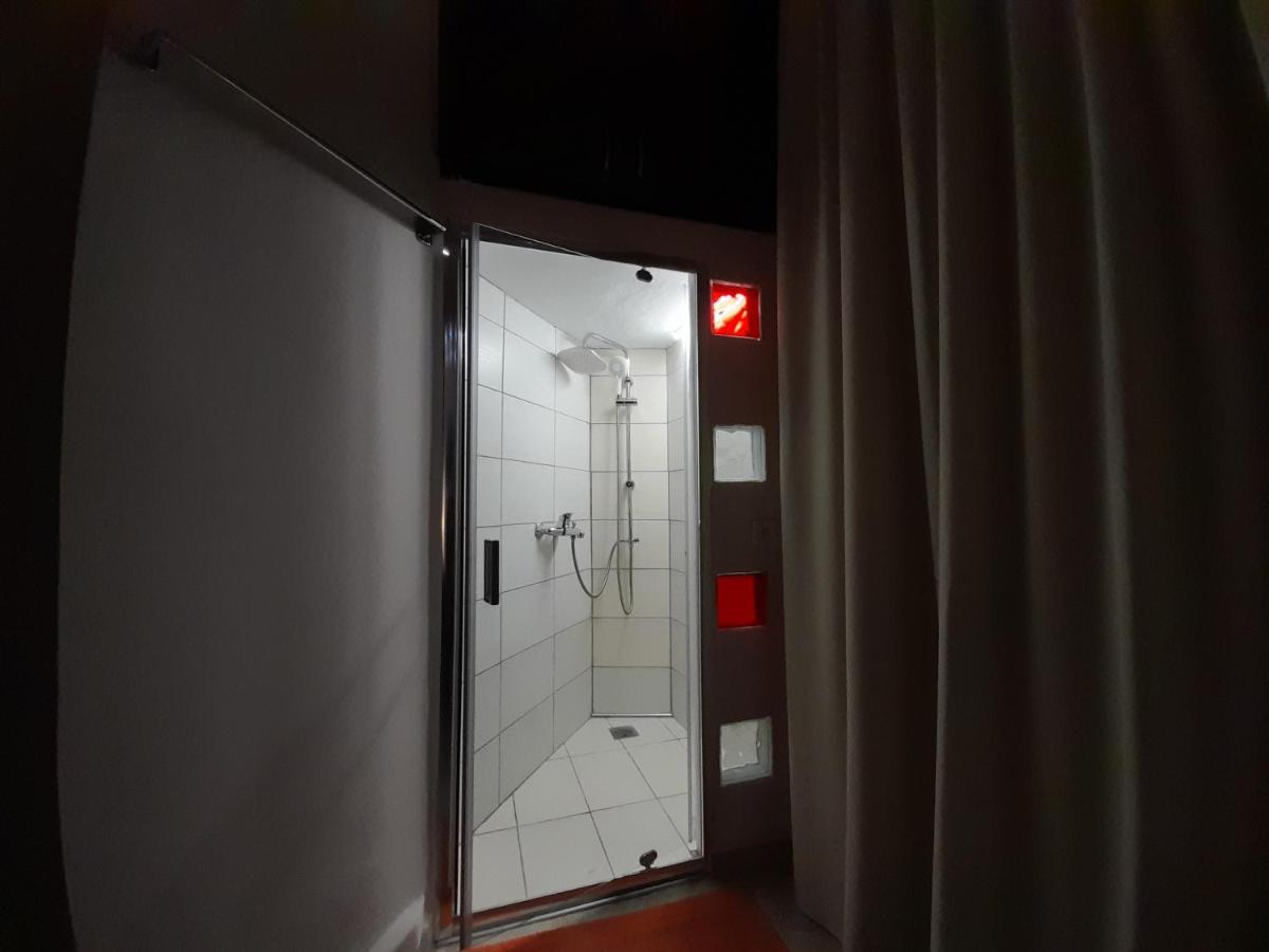 Exantas The Lux-veria Apartment