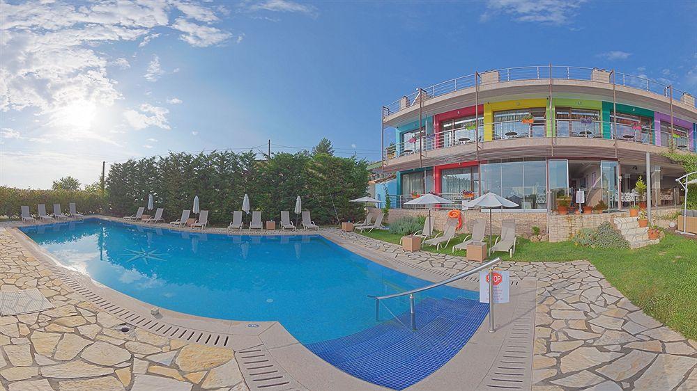 Hotel Amaris Wishes