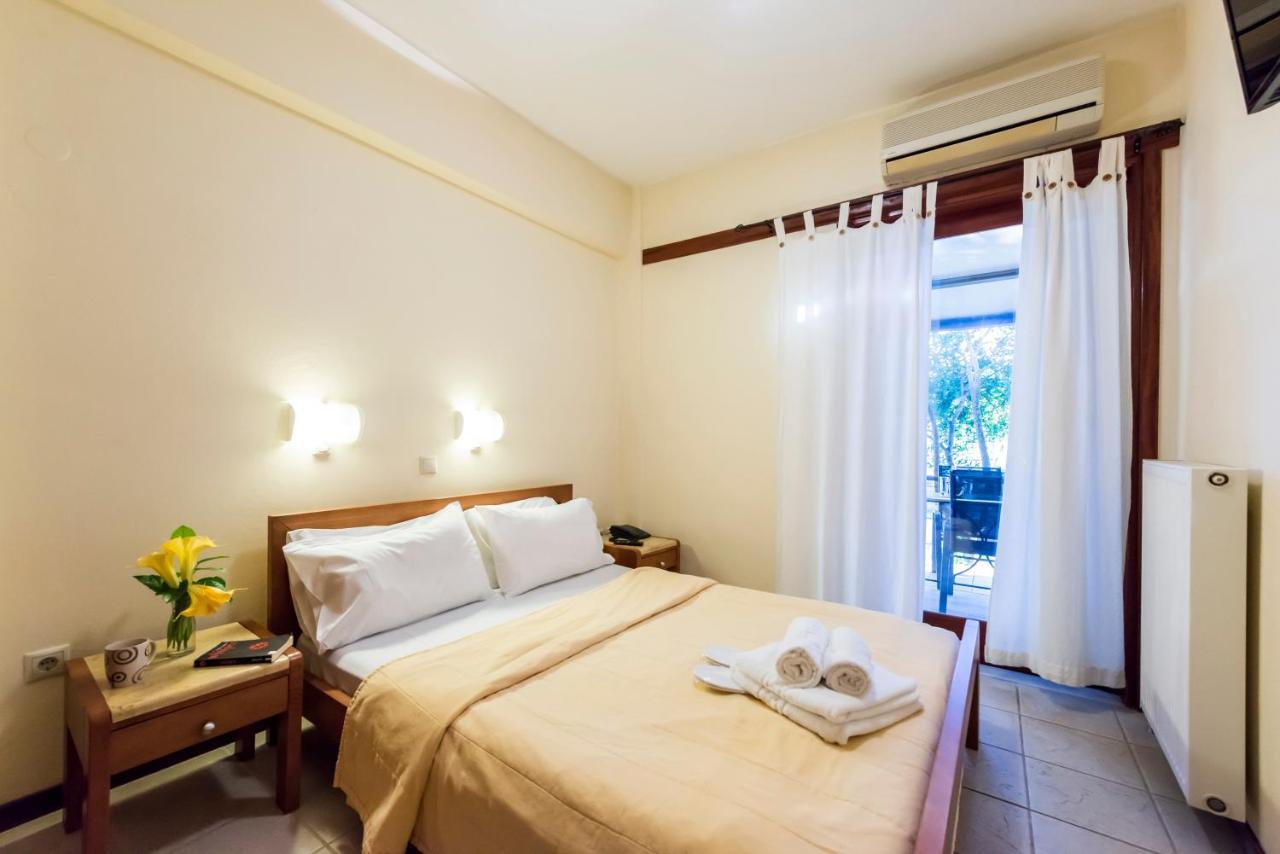Aparthotel Akroyali & Messinia