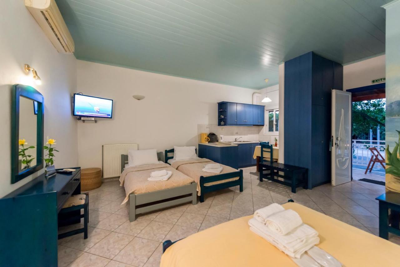 Akroyali & Aparthotel Messinia