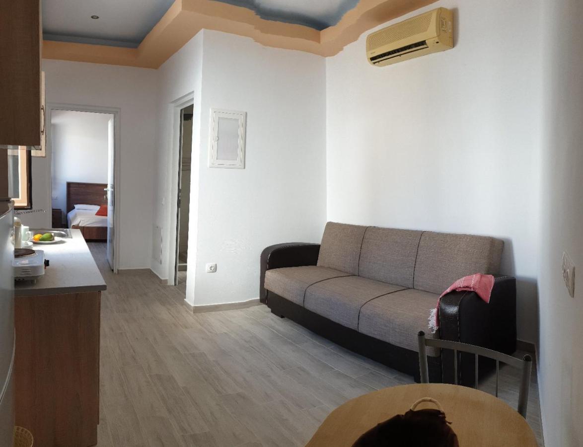 Center Apartment *