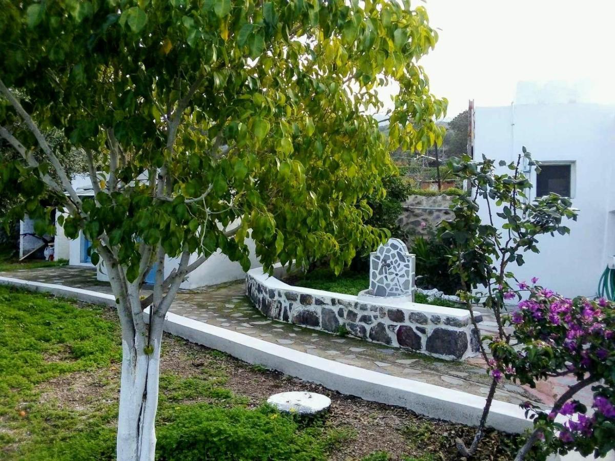 «astrofeggia» A Private Stone House Nature-seaview *