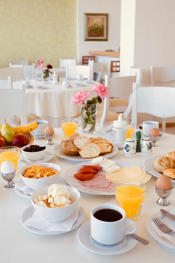Timoleon Hotel