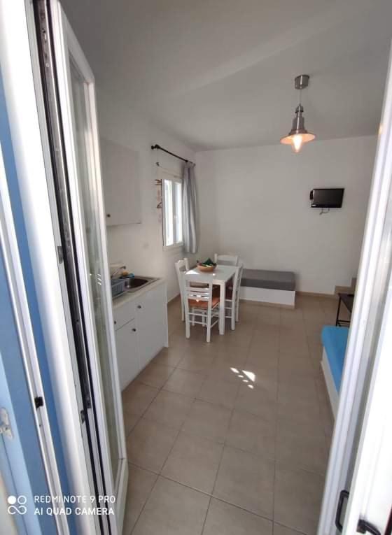 Anemoessa Apartment *