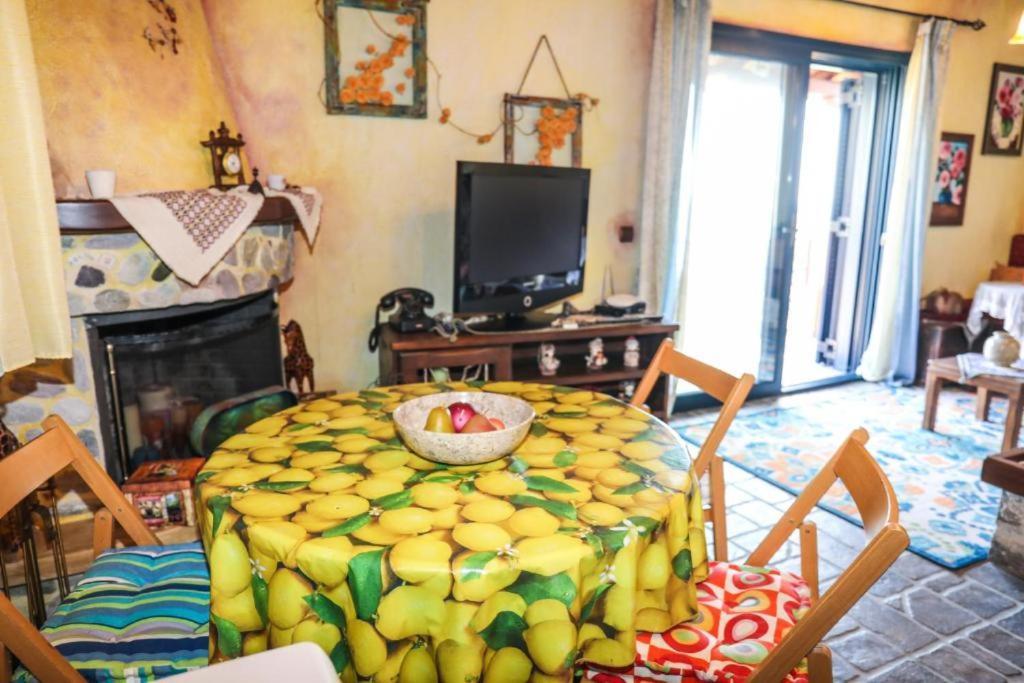 Apartment Absolute Vacation Luxury Stratos Near Sea Majestic View Achladies (Skiathos)