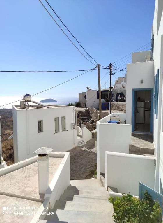 Anemoessa Serifos Town