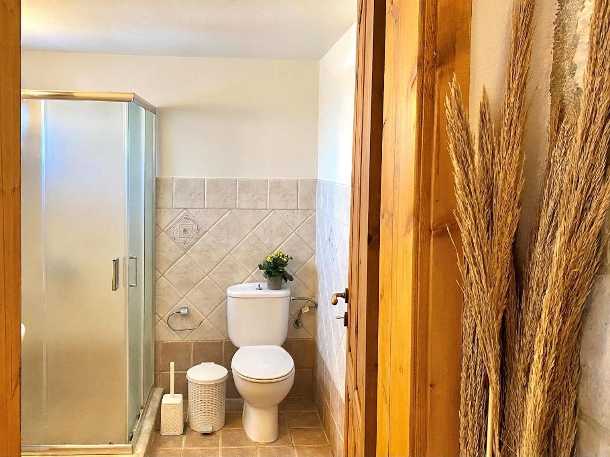 Eros Villa Asterion