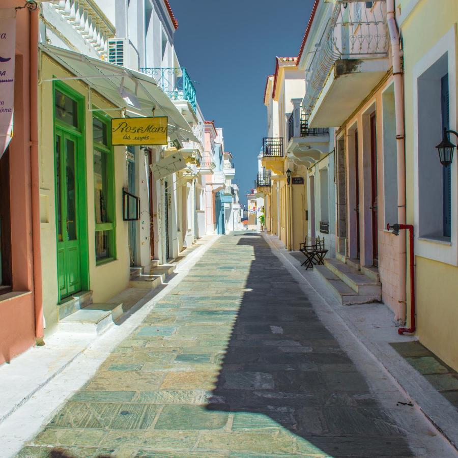 Hotel Anemomiloi Andros Town