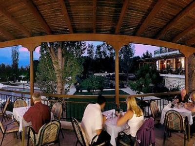 Irinna Hotel