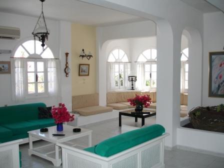Aparthotel Melina 3*