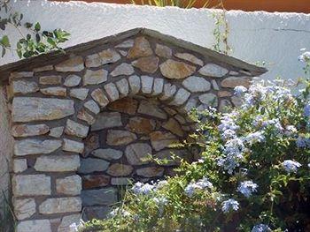 Iris 3* Skiathos Town