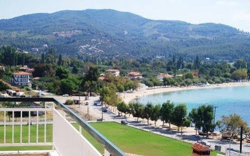 Apartment Rania House Neos Marmaras