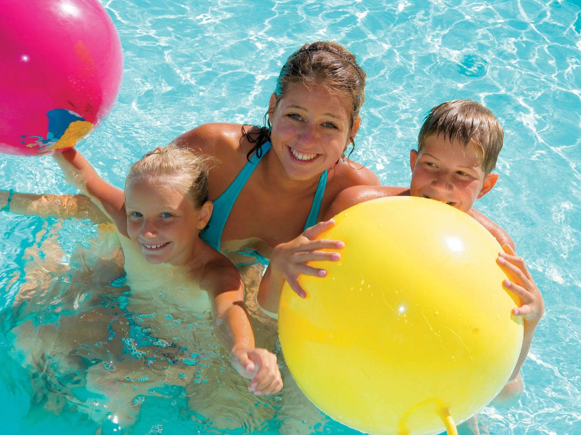 Resort Grecotel Casa Paradiso 4*