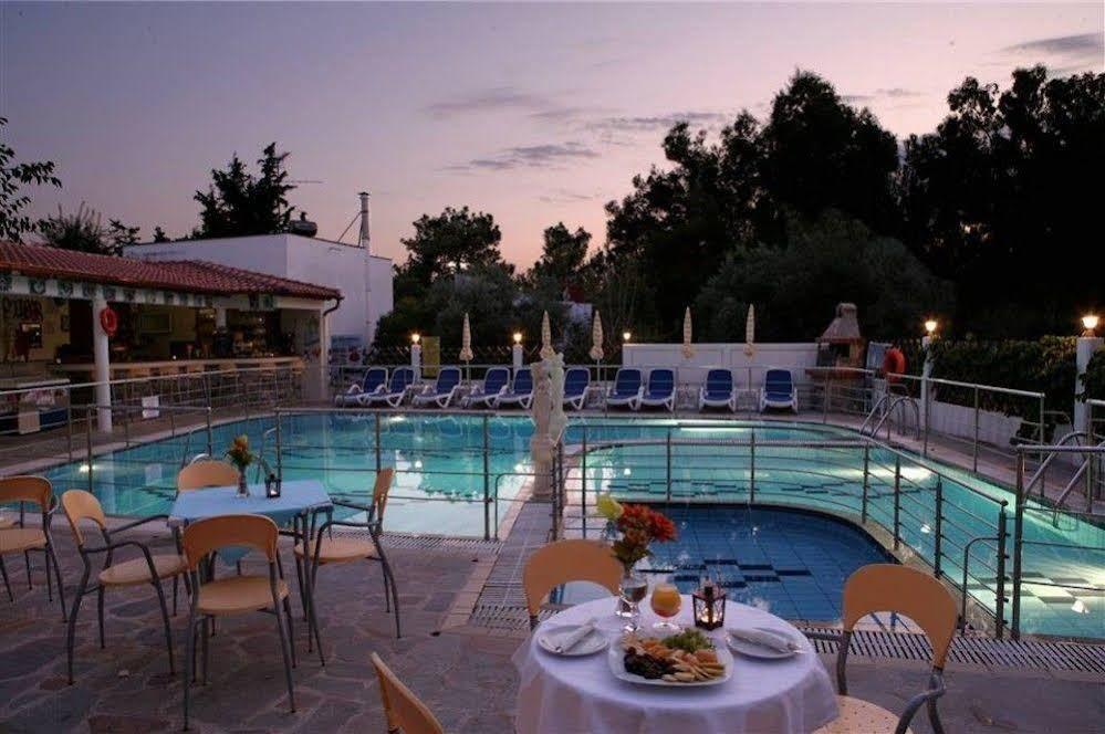 Sirines Complex