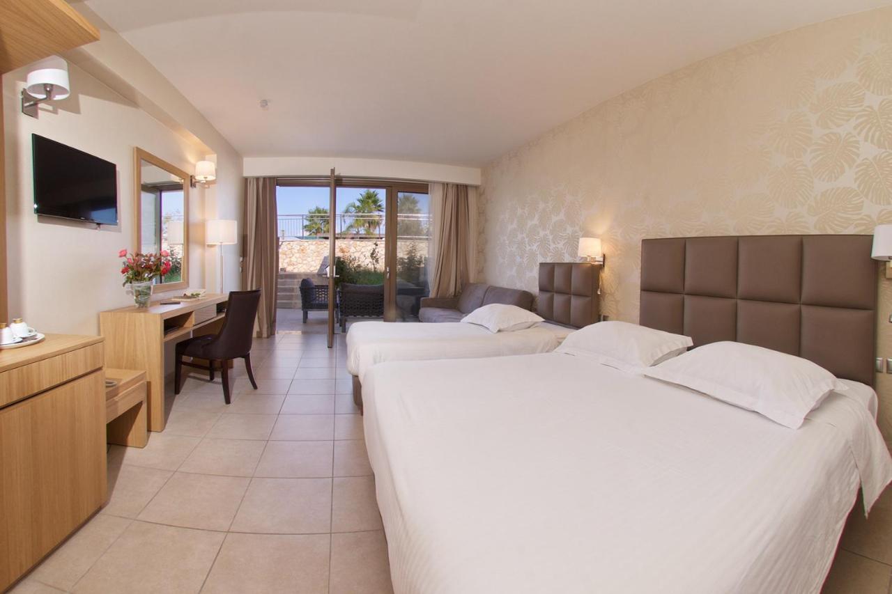 Ionian Emerald Hotel 5*