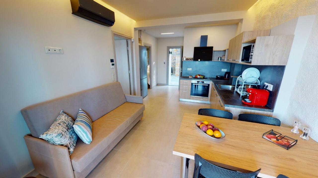 Kallia Suites- Chorefto *