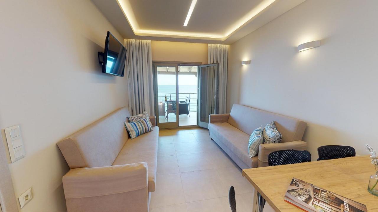 Kallia Suites- Chorefto