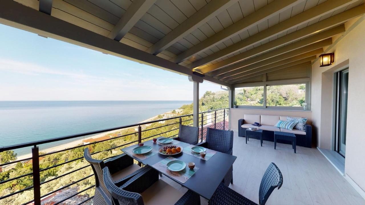 Kallia Suites- Chorefto Chorefton