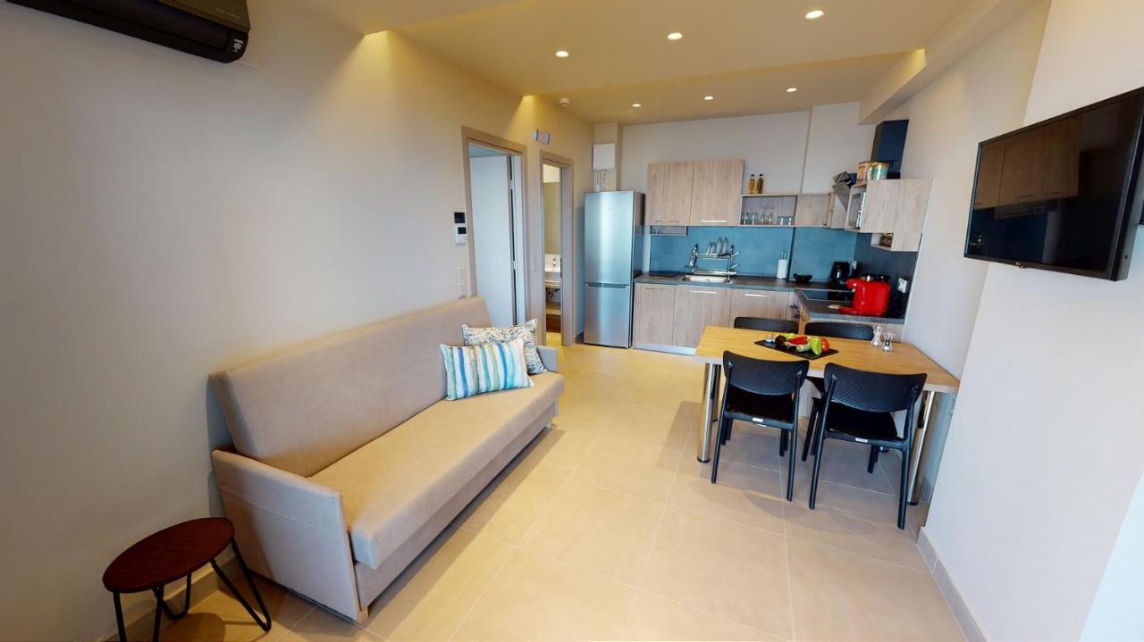 Aparthotel Kallia Suites- Chorefto *