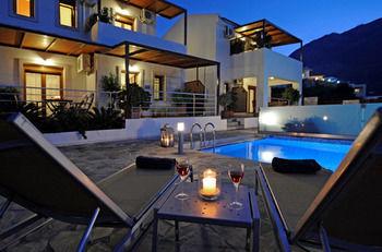 Family-friendly Bluefairy Dafni With Pool, Walk To Restaurants! Georgioupoli