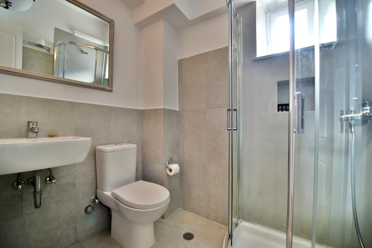 Mistral Guest house