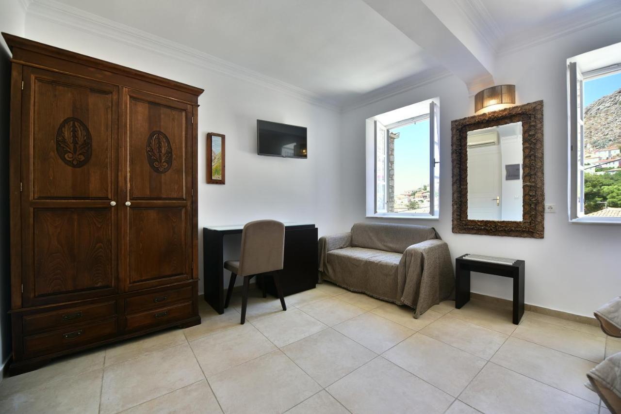 Mistral 3* Hydra (Saronic Islands)