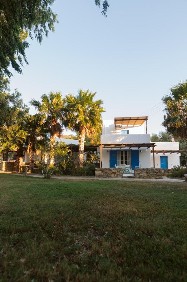 Hotel Far Out Village Mylopotas